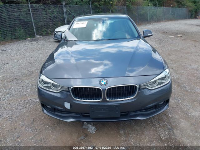 WBA8A3C57JA498893 BMW 320i Xdrive