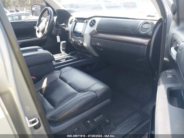 5TFHY5F16JX769815 Toyota Tundra Limited 5.7l V8