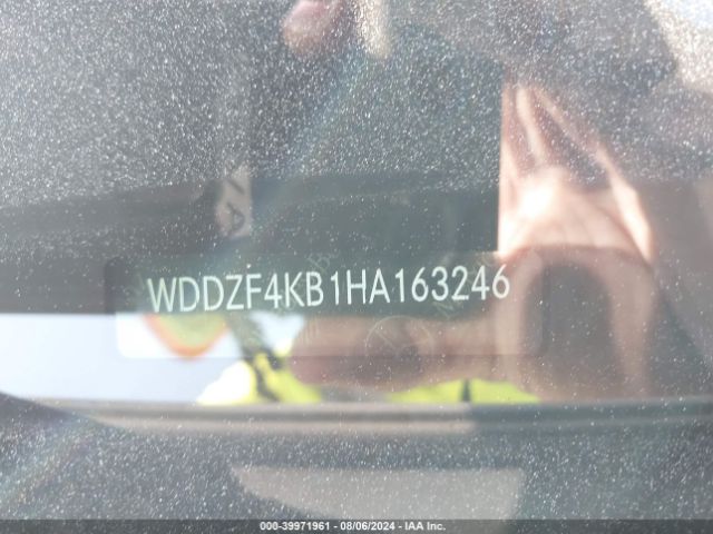WDDZF4KB1HA163246 Mercedes-Benz E 300 4matic