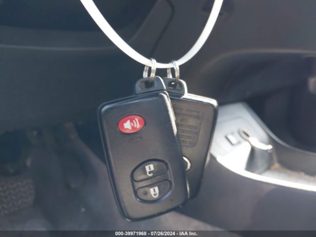JTDKN3DU0E1768801 Toyota Prius Four