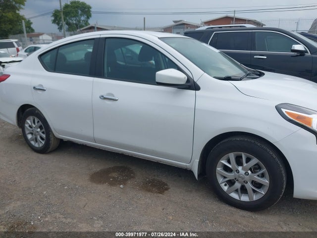 Nissan Versa 1.6 Sv 2018 3N1CN7AP1JL862900 Image 13