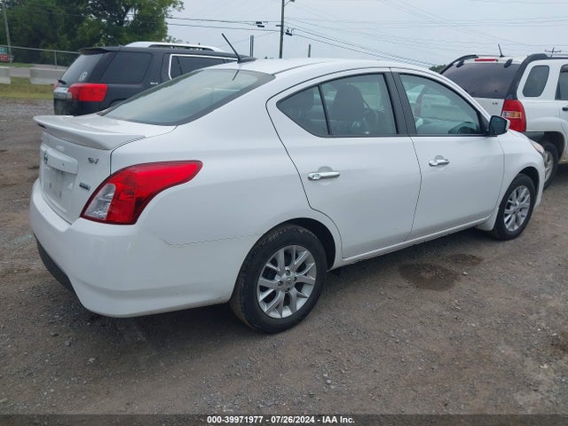 Nissan Versa 1.6 Sv 2018 3N1CN7AP1JL862900 Image 4