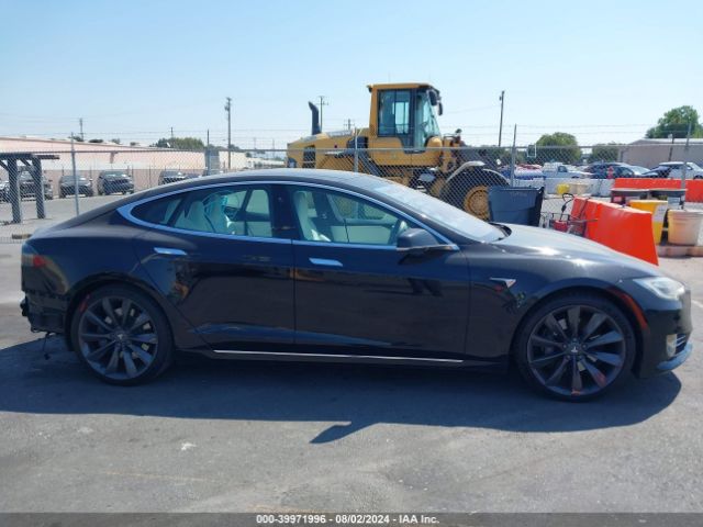 5YJSA1E22HF224647 Tesla Model S 100d/60d/75d/90d/p100d