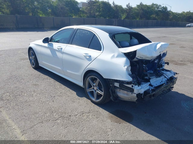 55SWF6GB7FU005398 Mercedes-Benz C 400 4matic