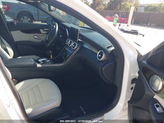 55SWF6GB7FU005398 Mercedes-Benz C 400 4matic