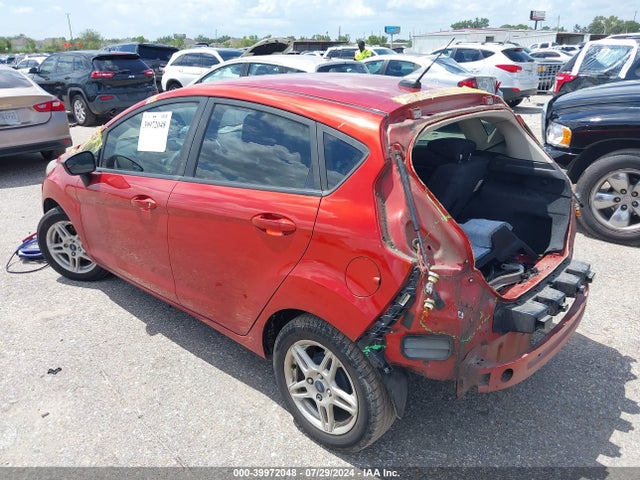 Ford FIESTA SE 2018 3FADP4EJ5JM124663 Image 3