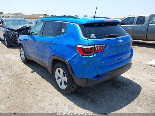 3C4NJCBBXKT636322 Jeep Compass Latitude Fwd