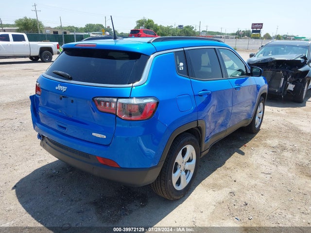 3C4NJCBBXKT636322 Jeep Compass Latitude Fwd