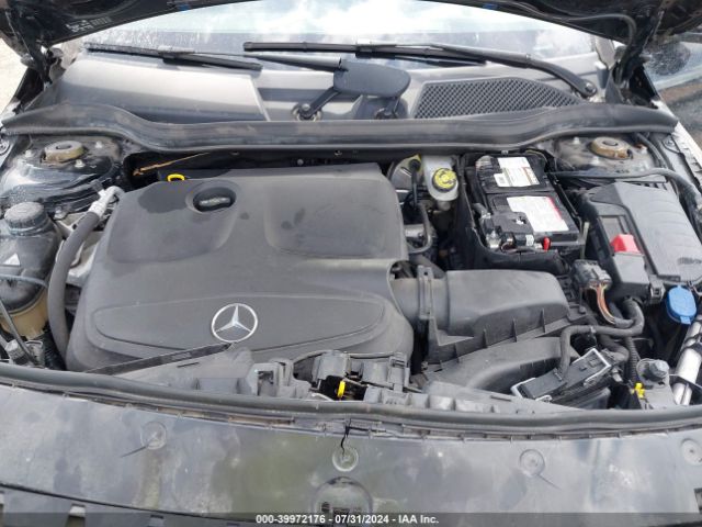 WDDSJ4GB2JN590989 Mercedes-Benz CLA 250 4MATIC