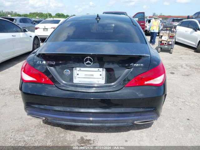 WDDSJ4GB2JN590989 Mercedes-Benz CLA 250 4MATIC