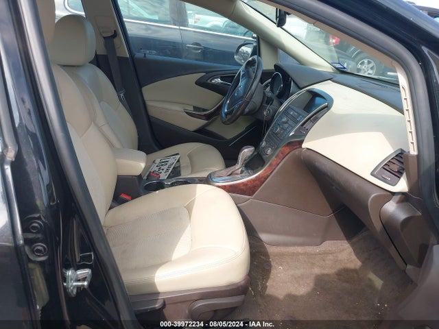 1G4PR5SK1H4104612 Buick Verano Sport Touring