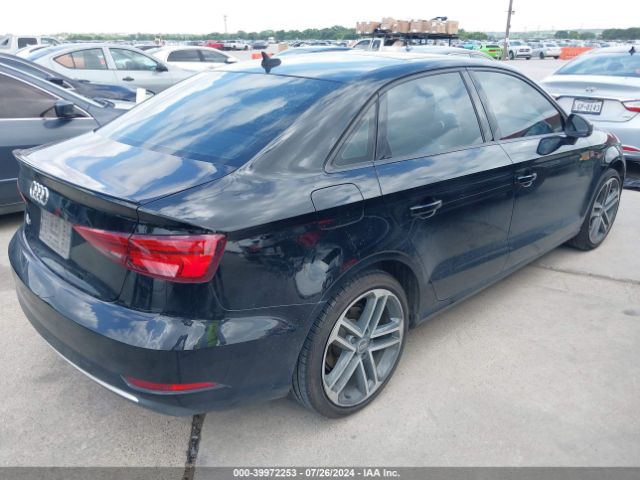 WAUAUGFF2J1039792 Audi A3