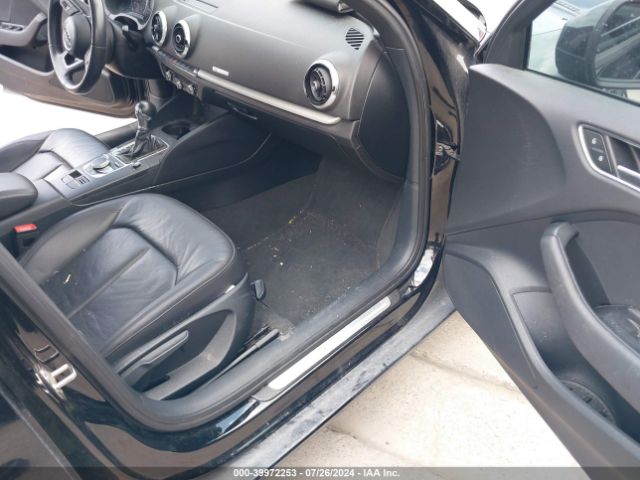 WAUAUGFF2J1039792 Audi A3