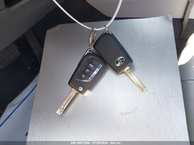 Toyota CAMRY SE 2018 JTNB11HK3J3010504 Image 11