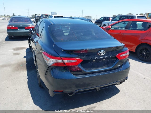 Toyota CAMRY SE 2018 JTNB11HK3J3010504 Image 17