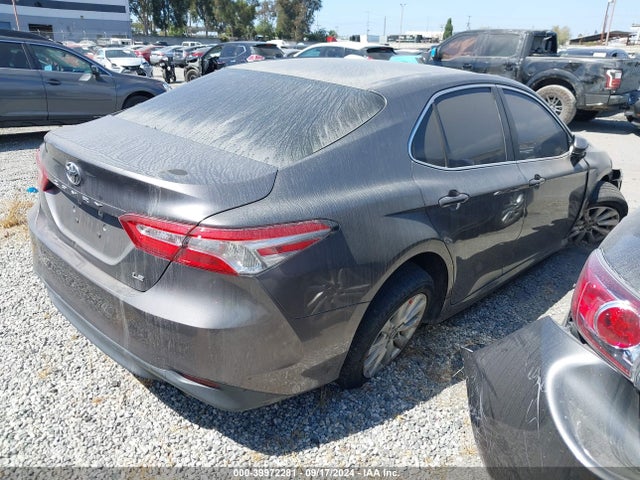 Aukcja sprzedaży 2018 Toyota Camry Le, vin: 4T1B11HK8JU151711, numer aukcji: 39972281