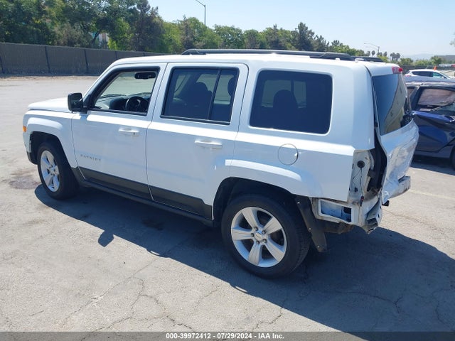 Jeep Patriot Latitude 2016 1C4NJPFA2GD647935 Image 3