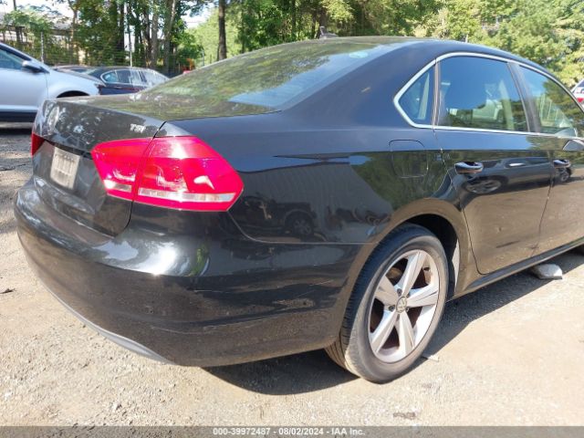 1VWAT7A3XFC100625 Volkswagen Passat 1.8t Limited Edition