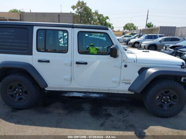 1C4HJXDGXJW221930 Jeep Wrangler Unlimited Sport 4x4