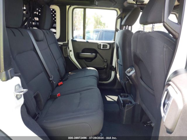 1C4HJXDGXJW221930 Jeep Wrangler Unlimited Sport 4x4