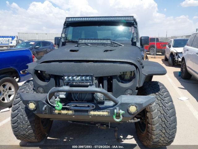 1C4HJWEG9FL631247 Jeep Wrangler Unlimited Sahara