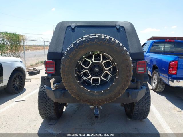 1C4HJWEG9FL631247 Jeep Wrangler Unlimited Sahara