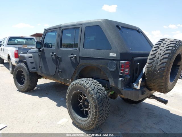 1C4HJWEG9FL631247 Jeep Wrangler Unlimited Sahara
