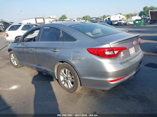 Hyundai SONATA SE 2016 5NPE24AF7GH367369 Image 3