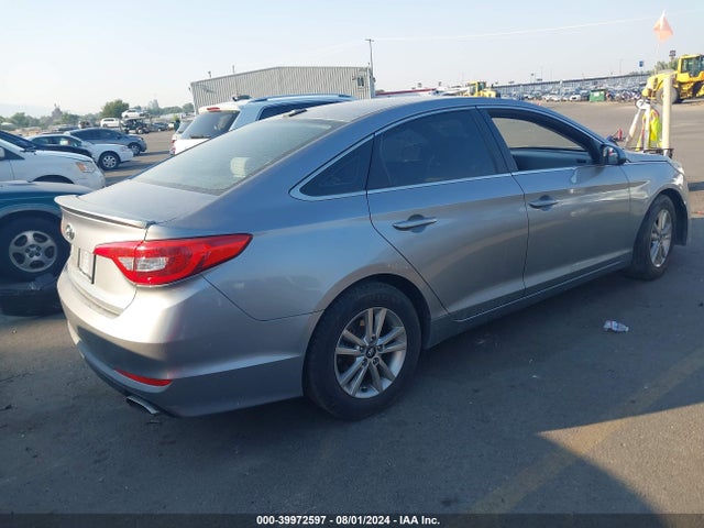 Hyundai SONATA SE 2016 5NPE24AF7GH367369 Image 4
