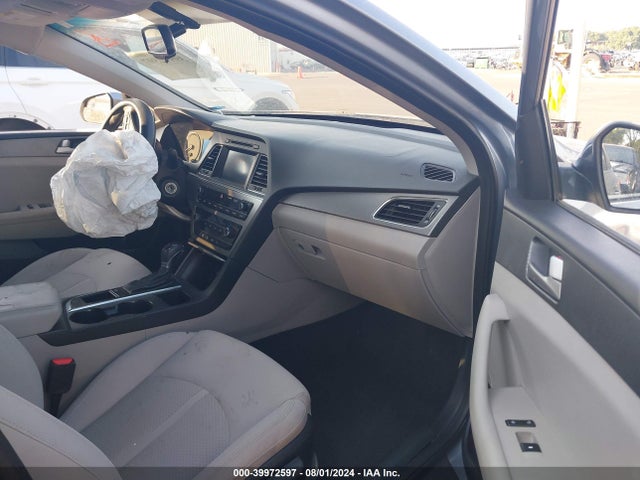 Hyundai SONATA SE 2016 5NPE24AF7GH367369 Image 5