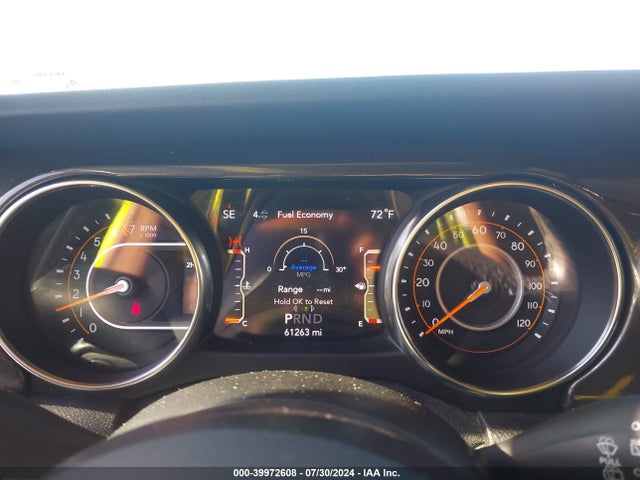 1C4HJXDG7KW675909 Jeep Wrangler Unlimited Sport Altitude 4x4