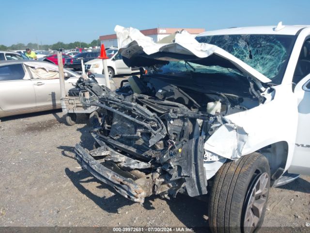 1GKS2AKCXJR270757 GMC YUKON SLE