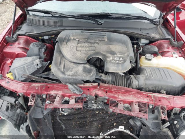 2C3CCARG2EH194001 Chrysler 300