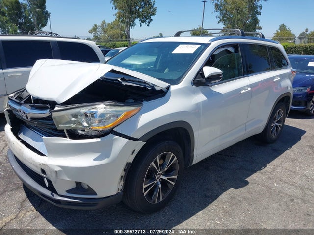 Toyota Highlander Xle V6 2016 5TDKKRFH5GS177445 Image 2