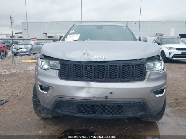 1C4RJEAG4HC846476 Jeep Grand Cherokee Laredo 4x2
