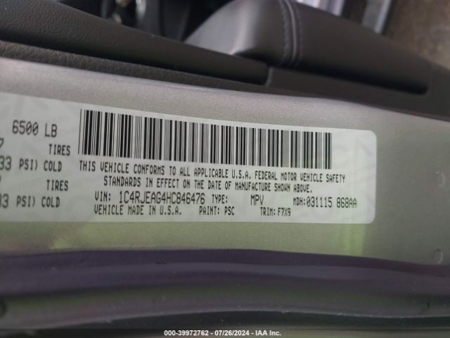 1C4RJEAG4HC846476 Jeep Grand Cherokee Laredo 4x2