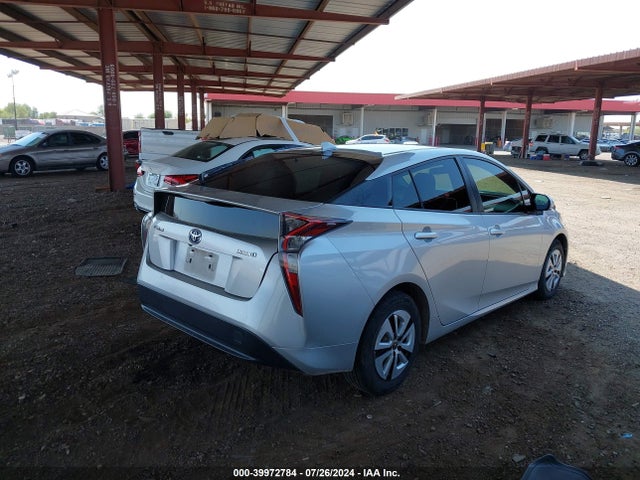 Toyota Prius Three 2016 JTDKARFU0G3022495 Image 4