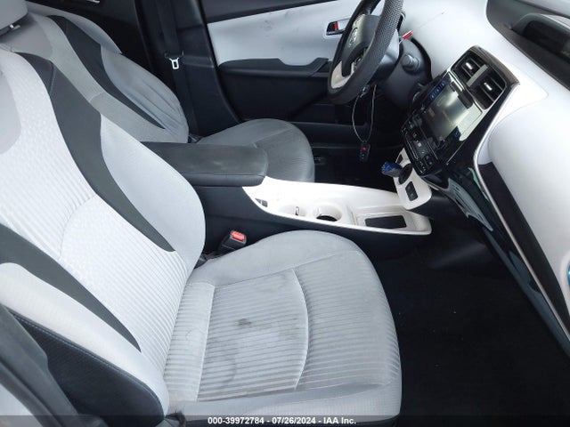 Toyota Prius Three 2016 JTDKARFU0G3022495 Image 5