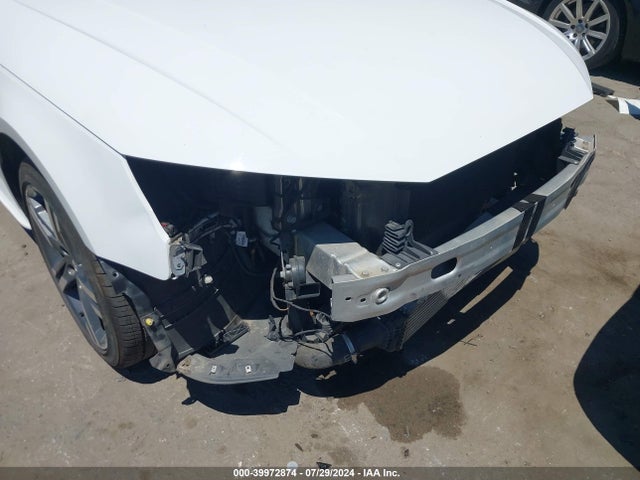 Audi A4 2.0t Premium 2017 WAULNAF40HN021599 Image 6