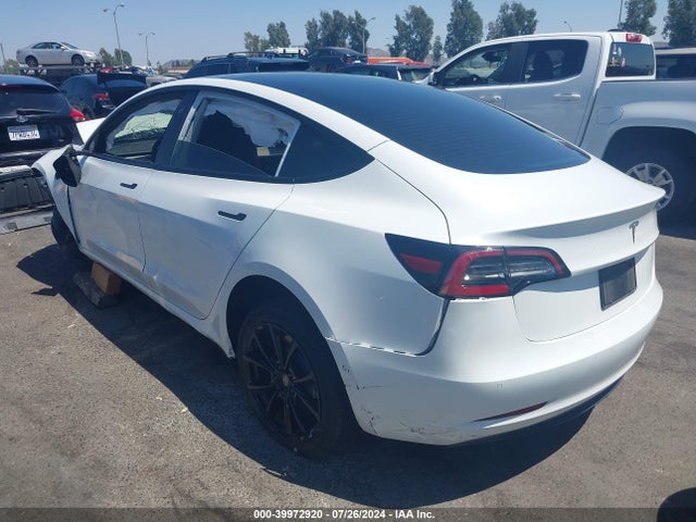 2022 TESLA MODEL 3 5YJ3E1EA3NF148271 Photo 2