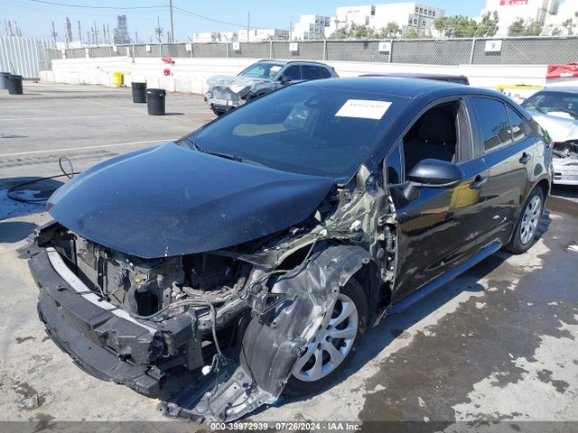 Toyota COROLLA LE 2020 5YFEPRAE1LP100716 Image 2