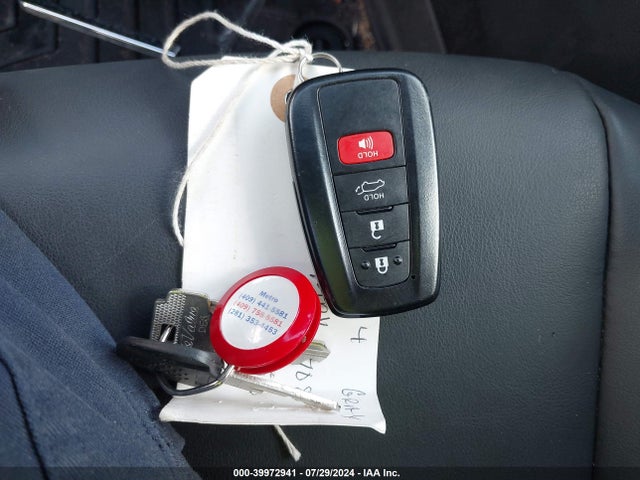 Toyota Rav4 Xle Premium 2019 2T3C1RFV2KC010353 Image 11