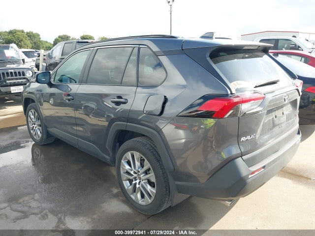 Toyota Rav4 Xle Premium 2019 2T3C1RFV2KC010353 Image 3