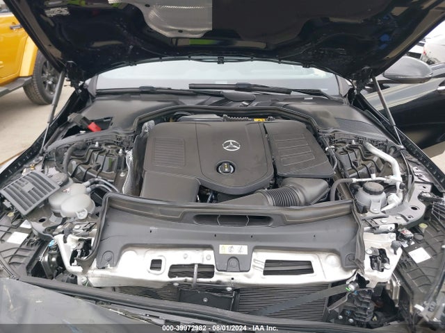 W1KAF4GB1PR143794 Mercedes-Benz C 300 Sedan