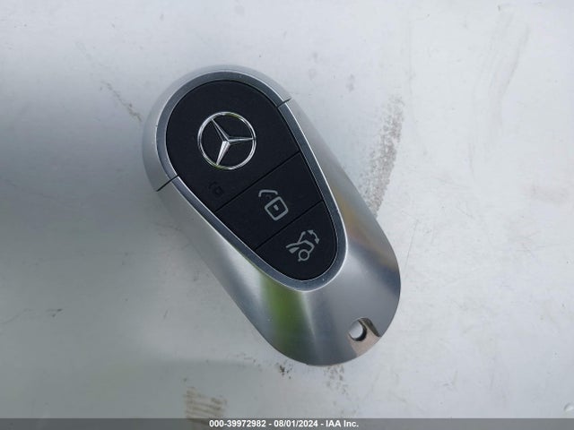 W1KAF4GB1PR143794 Mercedes-Benz C 300 Sedan