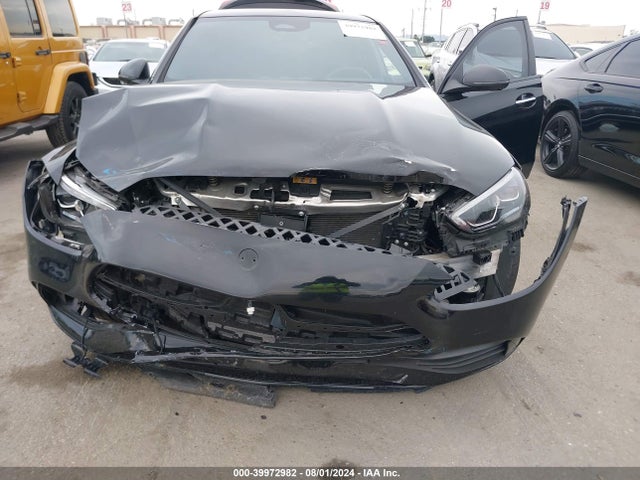 W1KAF4GB1PR143794 Mercedes-Benz C 300 Sedan