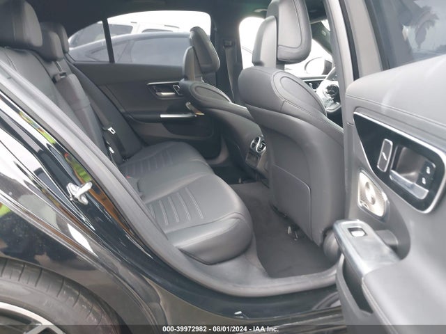 W1KAF4GB1PR143794 Mercedes-Benz C 300 Sedan