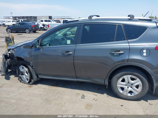 Toyota RAV4 LE 2015 JTMZFREV6FD052622 Image 14