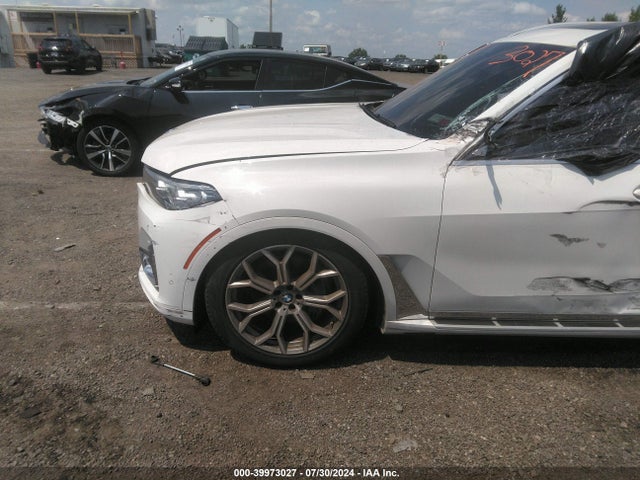 5UXCW2C59KL086326 BMW X7 Xdrive40i