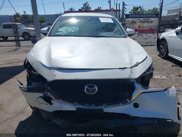 3MVDMBAMXPM549570 Mazda Cx-30 2.5 S